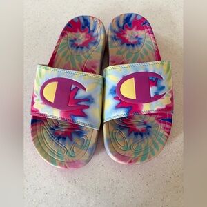 Champion Women’s Sz. 8W IPO Tie-Dye Slide Sandals. Pink/Yellow/Blue! Boho Summer